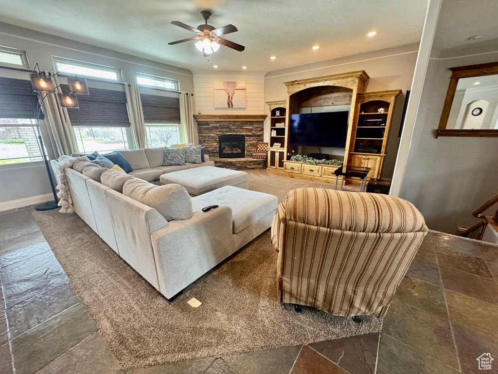 6862 W 10205 N Highland, UT 84003