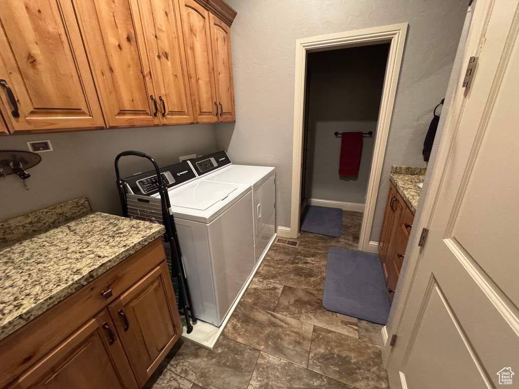 6862 W 10205 N Highland, UT 84003