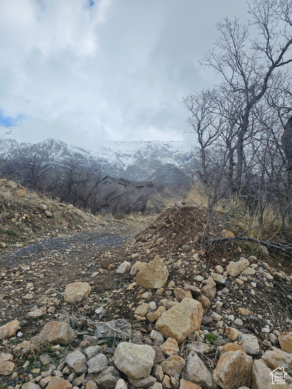 View of mountain feature