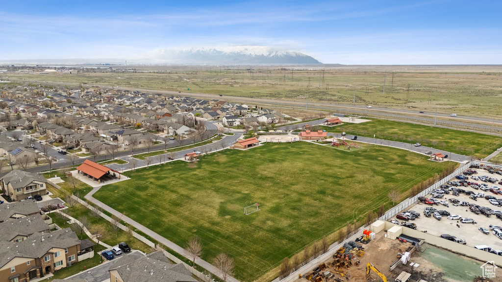 Birds eye view of property featuring a residential view