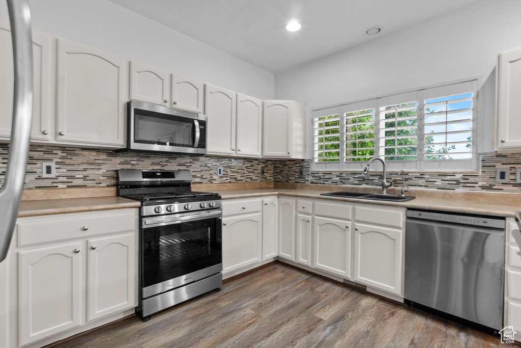 6175 SCHOONER LN Stansbury Park, UT 84074