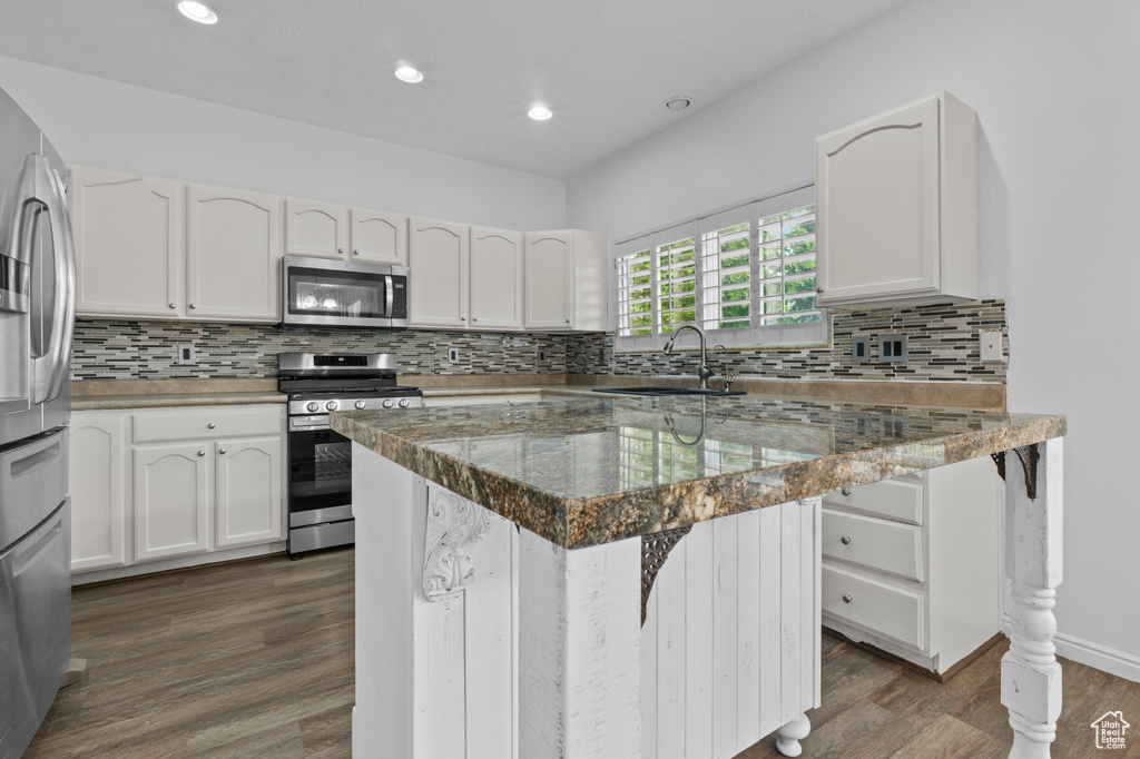 6175 SCHOONER LN Stansbury Park, UT 84074