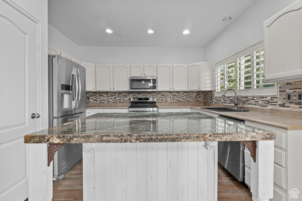 6175 SCHOONER LN Stansbury Park, UT 84074