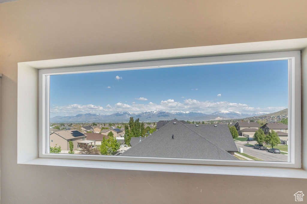 Detailed view of a mountain view and a residential view