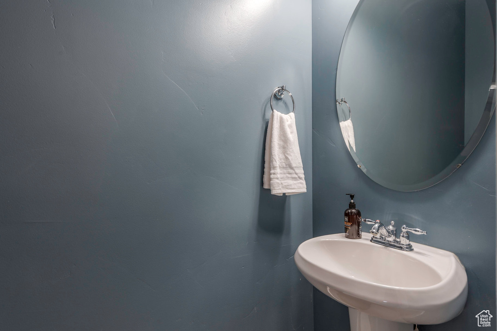 Bathroom featuring a sink