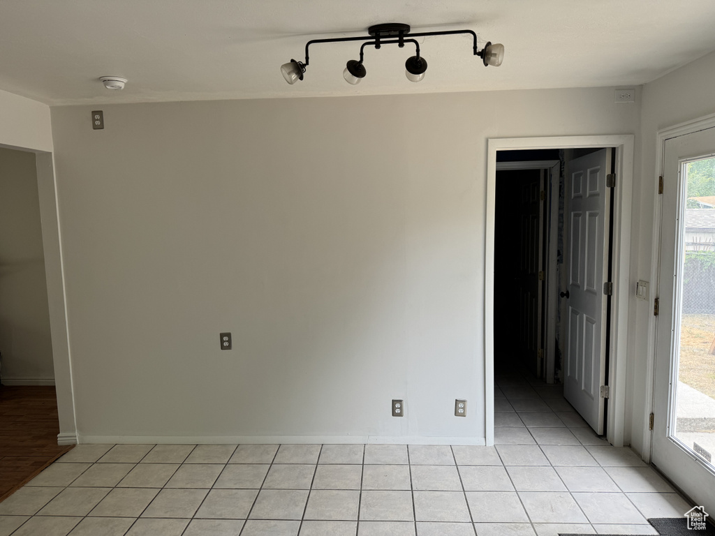 5488 S HOLLOW SPRINGS CIR Murray, UT 84123