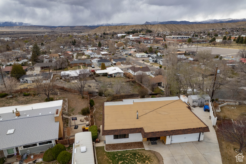Aerial view featuring a residential view and a mountain view