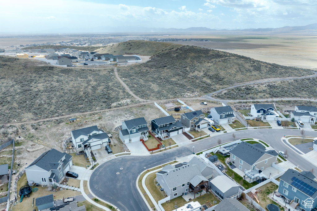 Birds eye view of property featuring a residential view and a mountain view