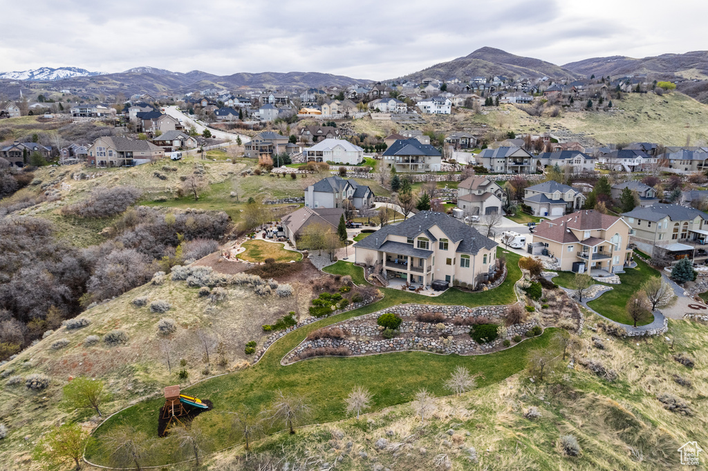 Aerial view featuring a residential view and a mountain view