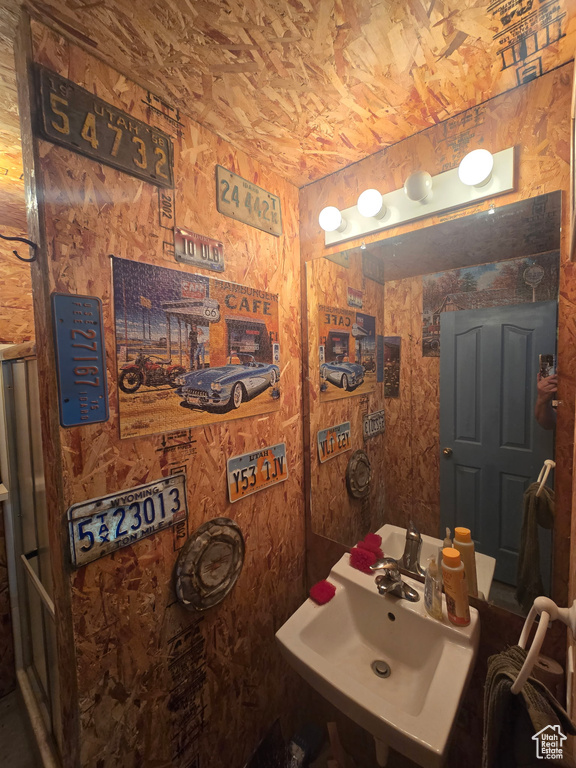 Bathroom featuring a sink