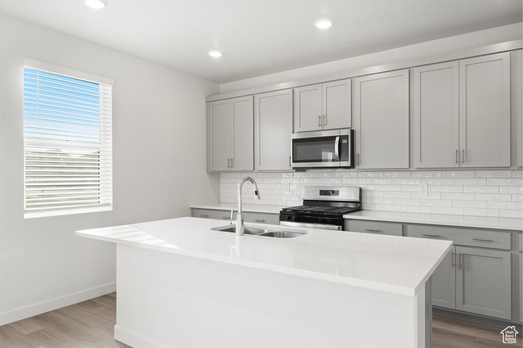 977 N 200 E #27 Santaquin, UT 84655