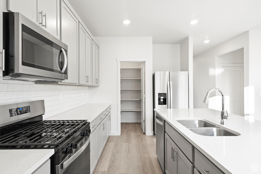 977 N 200 E #27 Santaquin, UT 84655