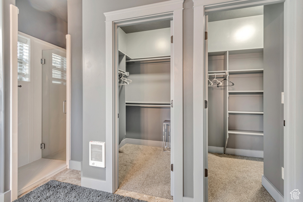 Closet with visible vents