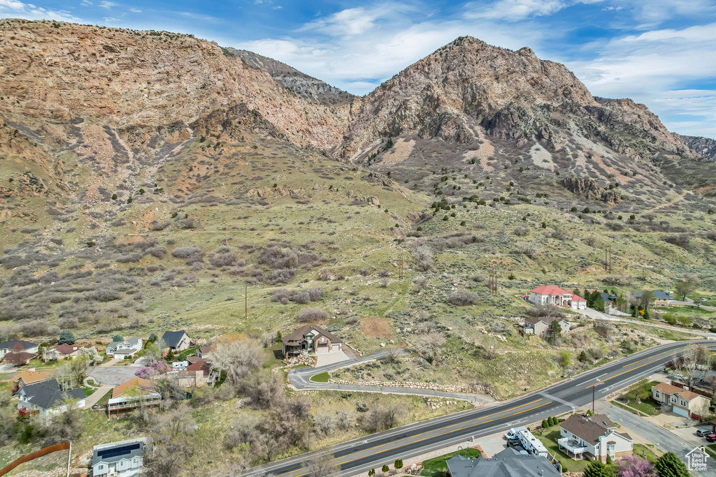 View of mountain feature featuring a residential view