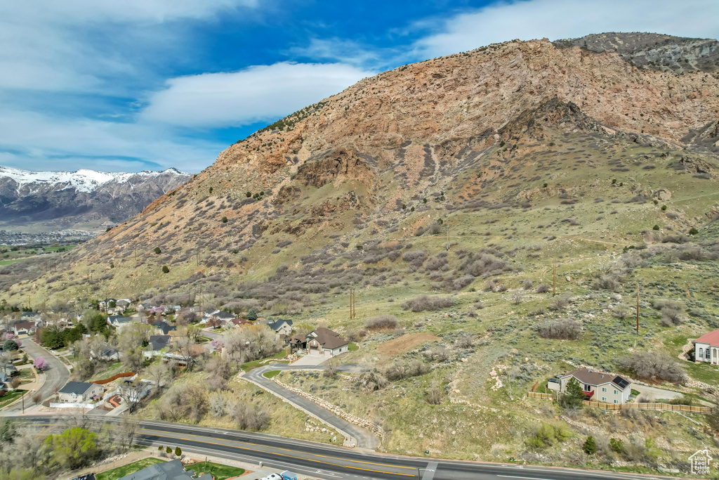 View of mountain feature