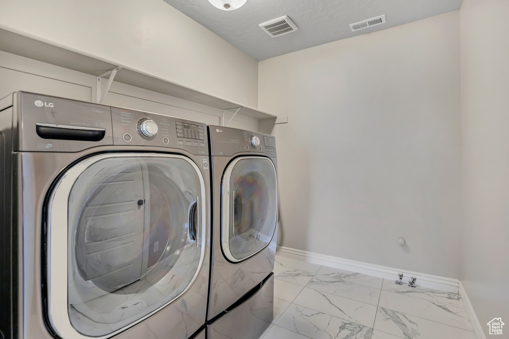 4689 W LACE WOOD DR West Jordan, UT 84084