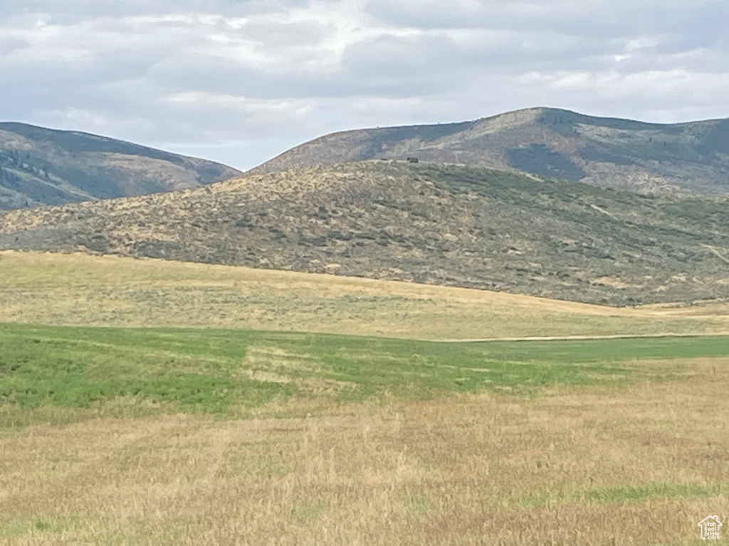 View of mountain feature