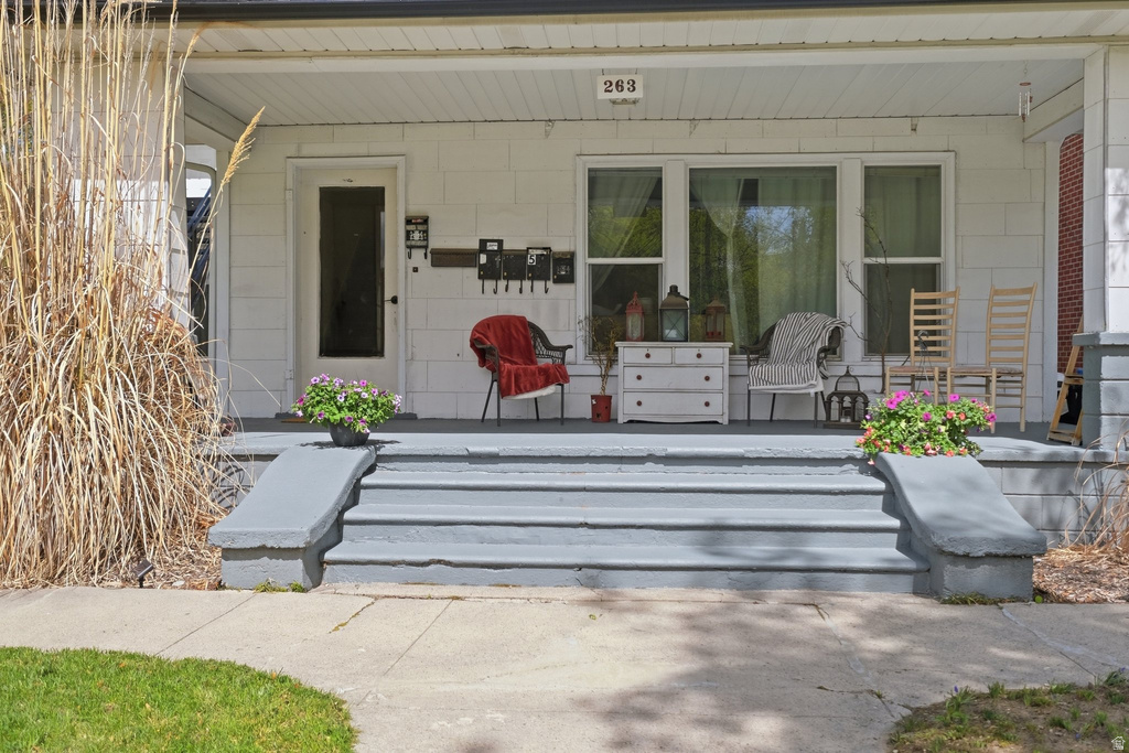 263 W CENTER ST Logan, UT 84321