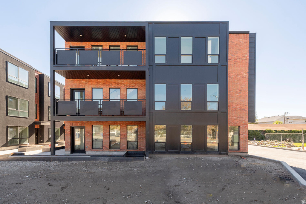 4350 S 900 E Millcreek, UT 84124