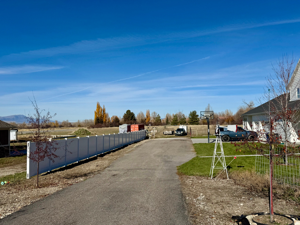 1009 E HIGH CREEK RD Cove, UT 84320