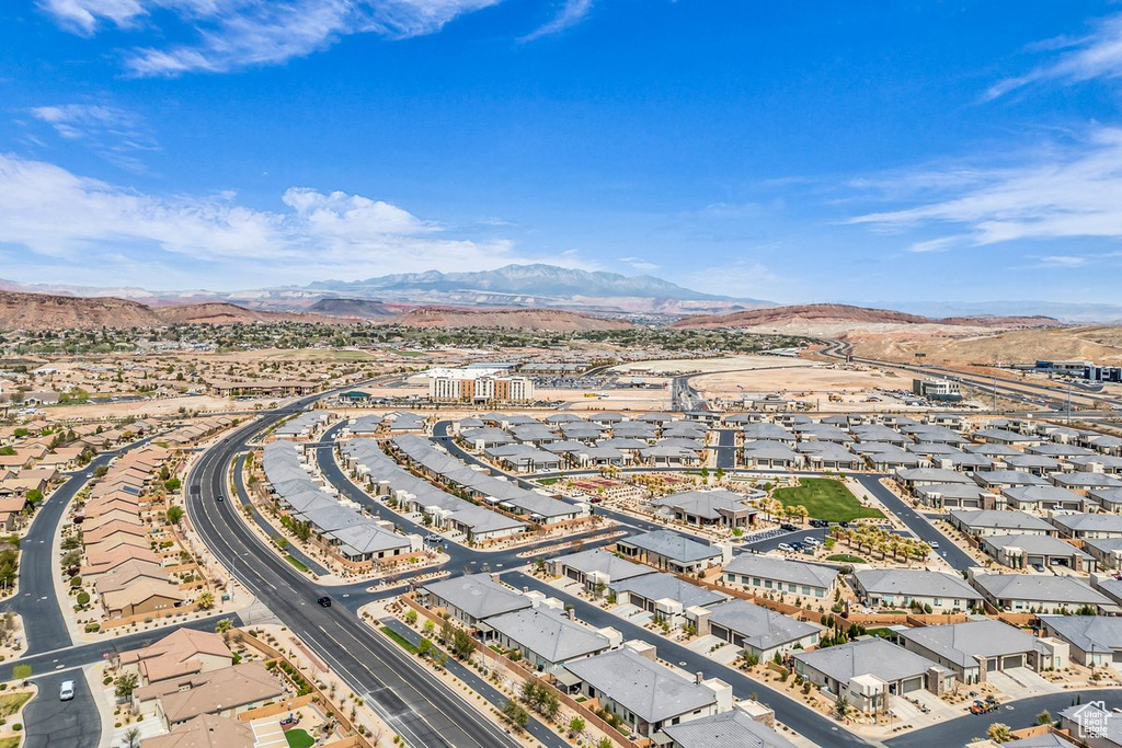 Aerial view with a residential view and a mountain view
