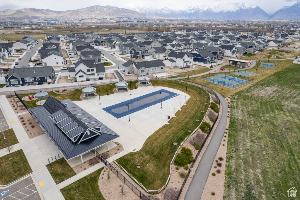 Aerial view with a residential view and a mountain view