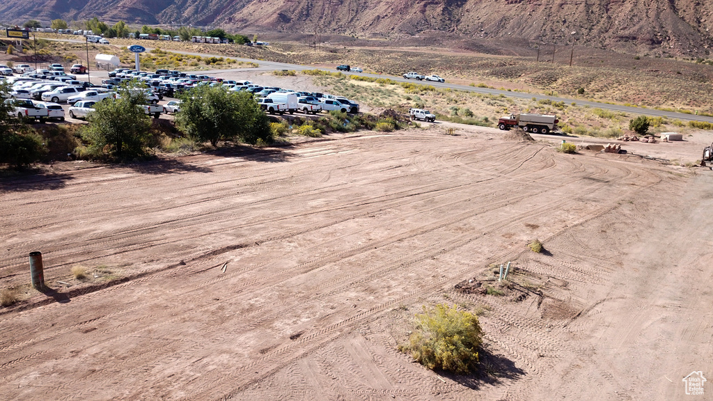 Bird's eye view with a mountain view
