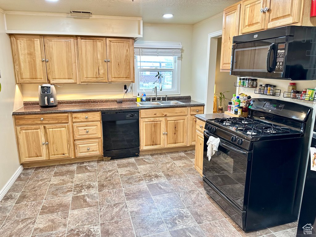 Photo 18 for MLS #2075518 at 2170 S Polk Ave