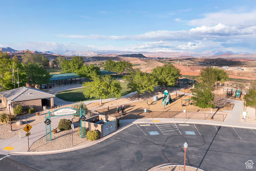 Drone / aerial view featuring a mountain view