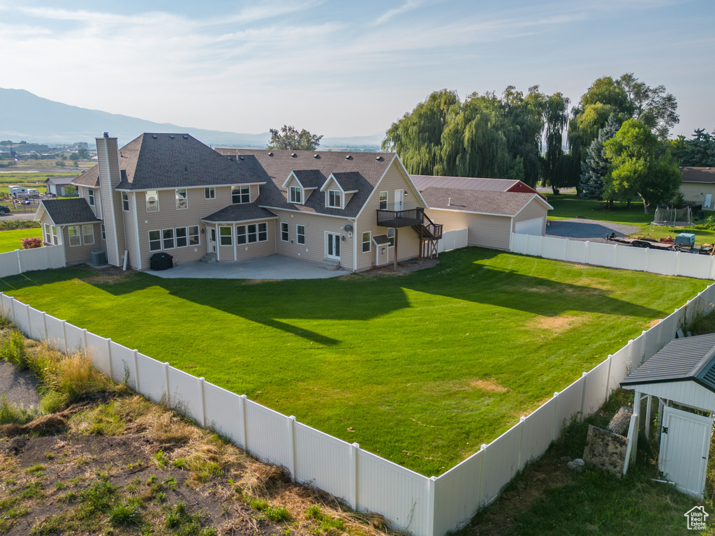 Birds eye view of property