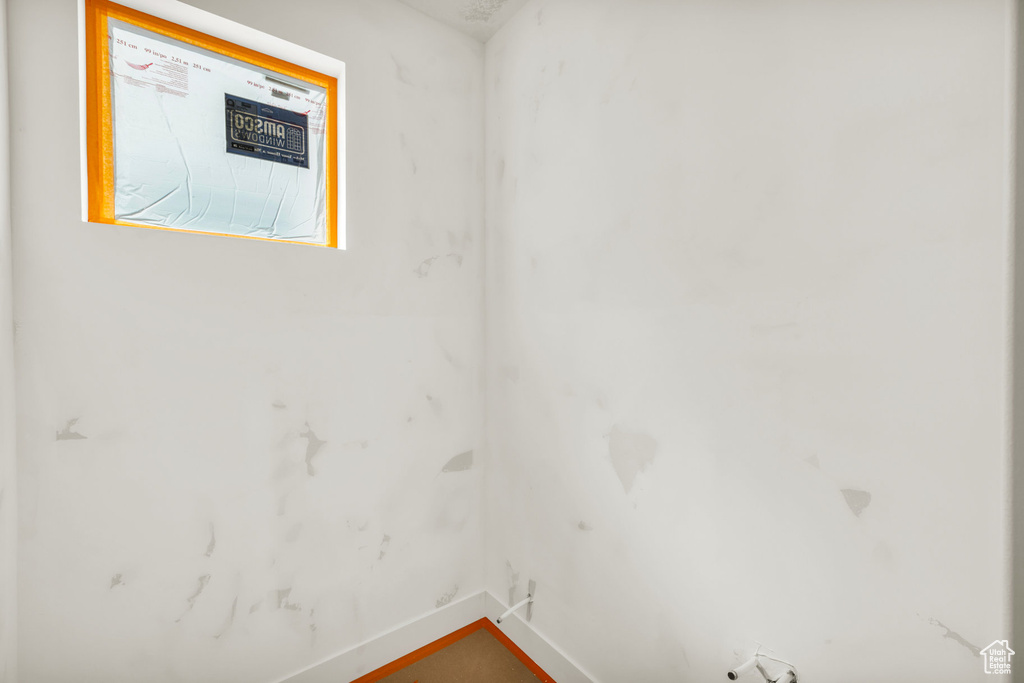 Spare room with baseboards