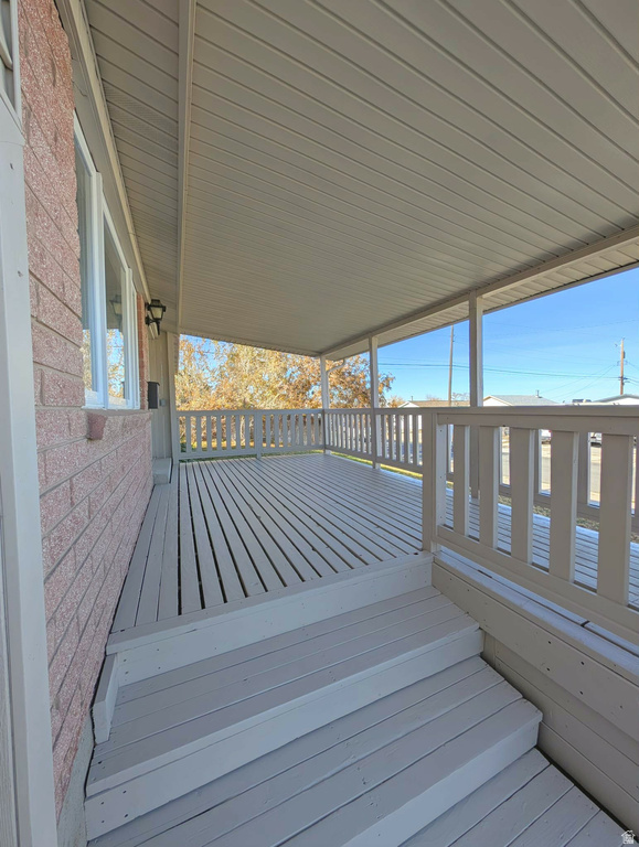 684 E OQUIRRH AVE Tooele, UT 84074