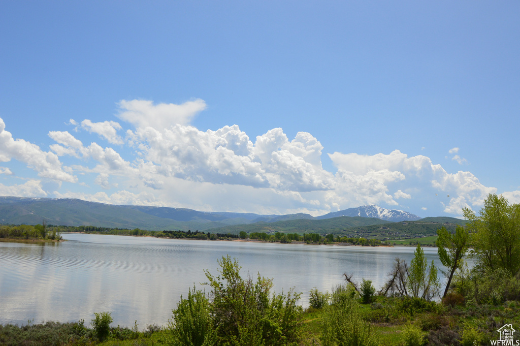 View of water feature featuring a mountain view