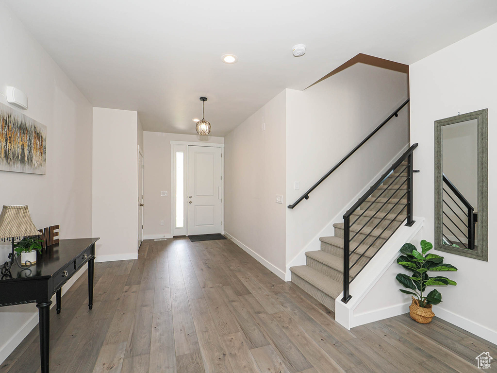 Photo 10 for MLS #2075759 at 451 W Glenview Loop