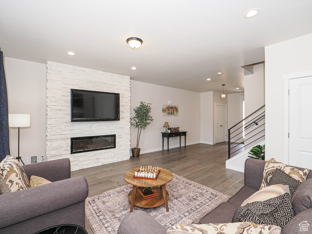 Photo 20 for MLS #2075759 at 451 W Glenview Loop