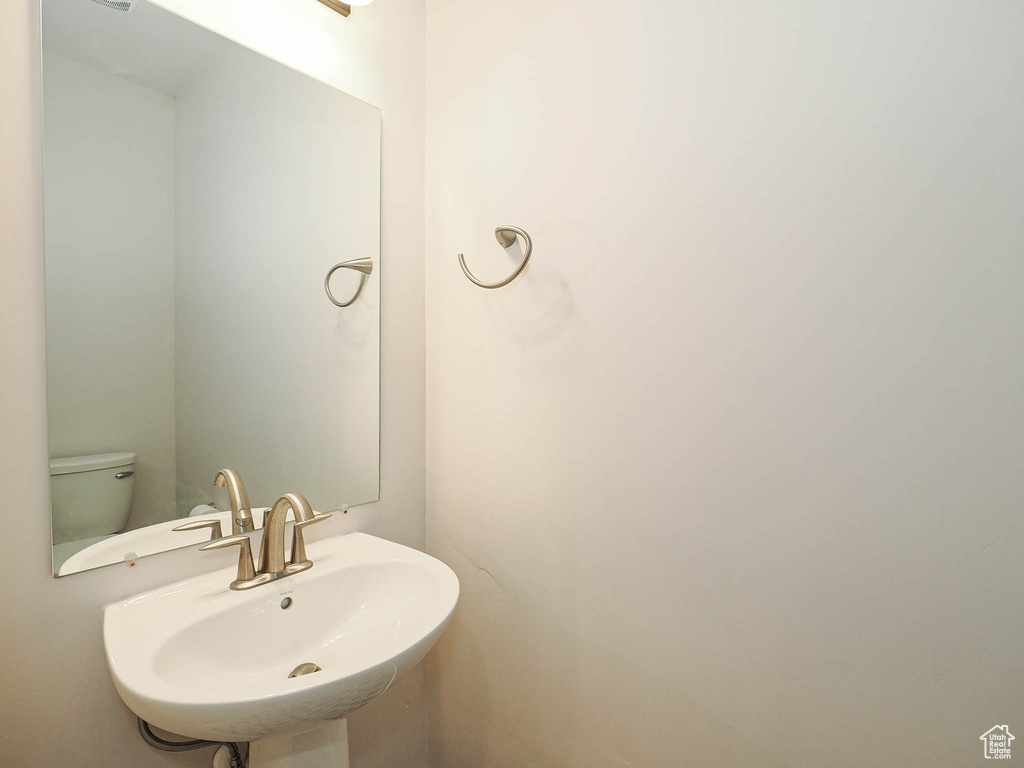 Photo 36 for MLS #2075759 at 451 W Glenview Loop
