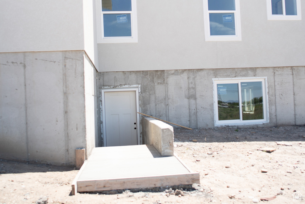 View of property entrance