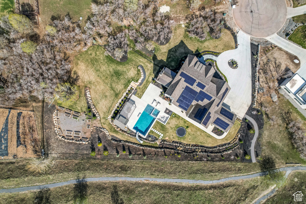 Bird\'s eye view of a pool area