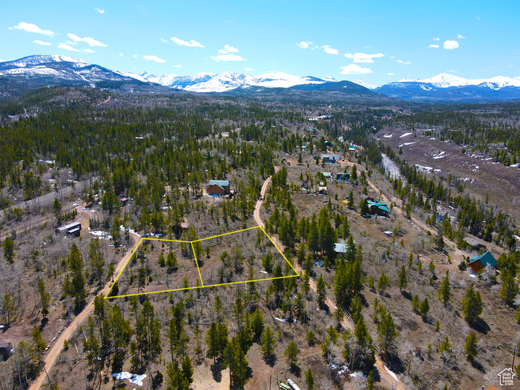 Bird\'s eye view featuring a mountain view