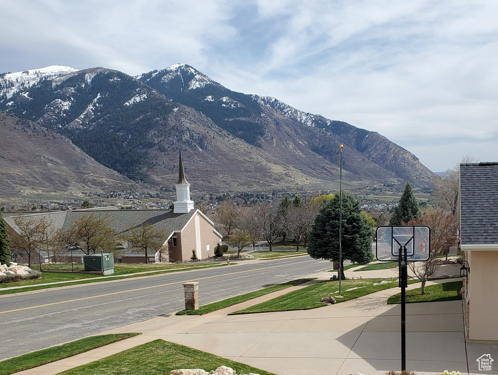 View of mountain feature