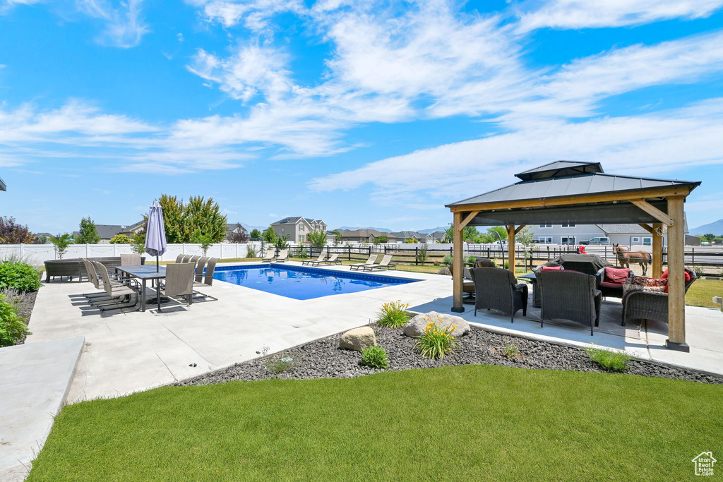 2282 N 3430 W Clinton, UT 84015