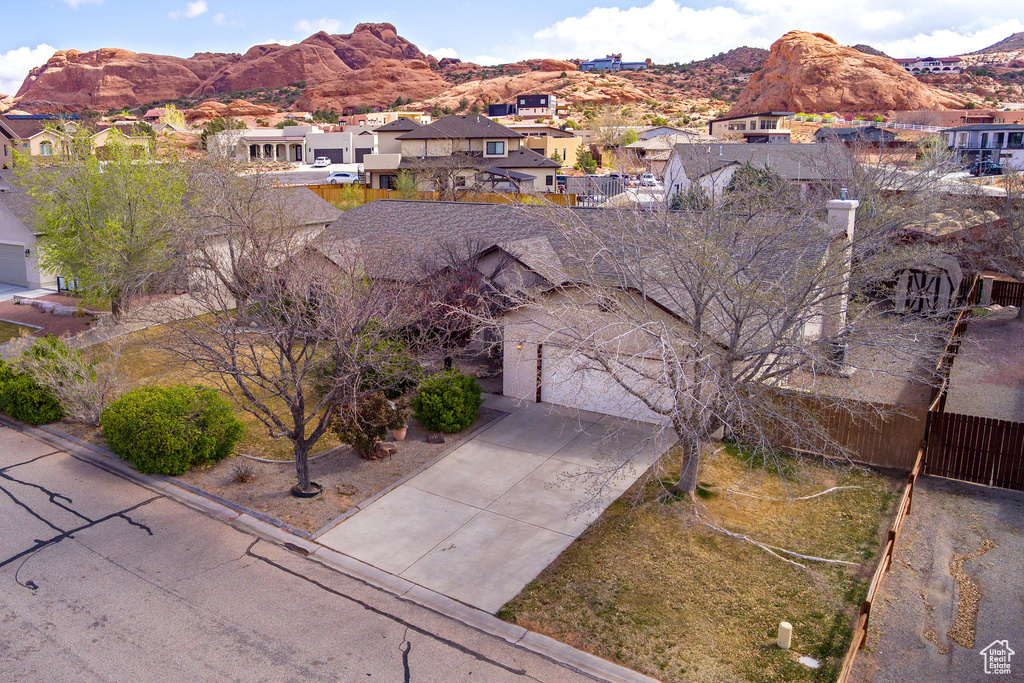 Bird\'s eye view featuring a mountain view and a residential view