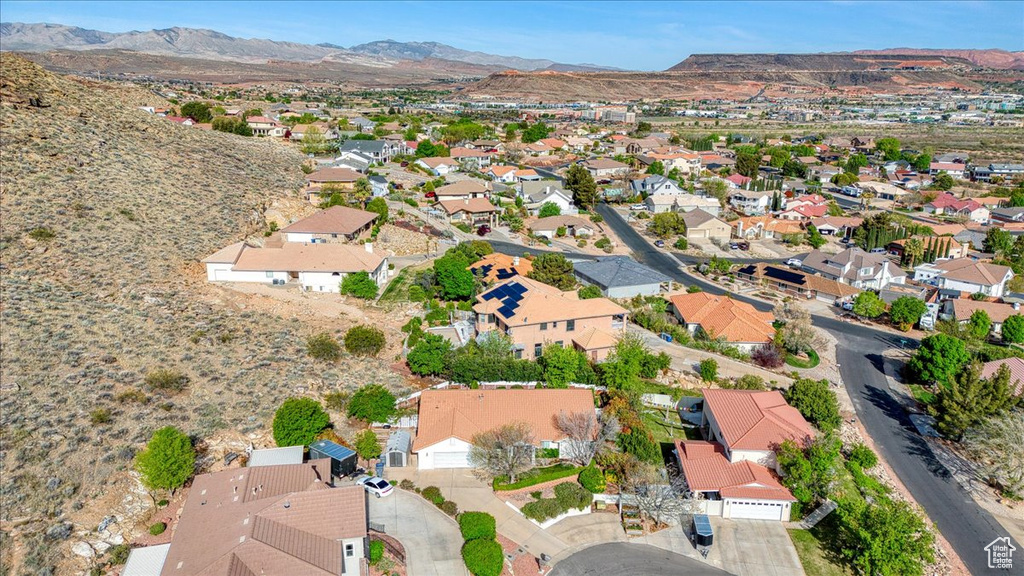 Aerial view with a residential view and a mountain view