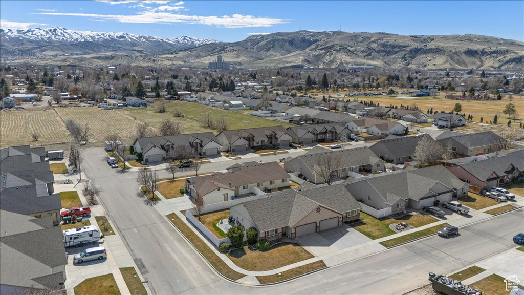 Bird's eye view featuring a mountain view and a residential view