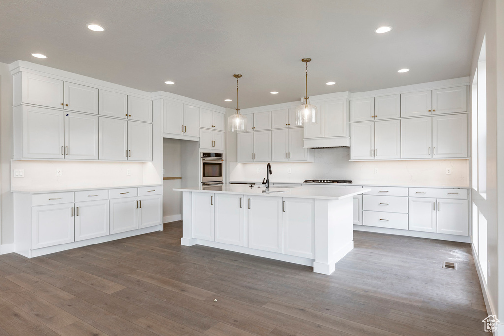 Photo 10 for MLS #2076292 at 2989 Rock View Dr #105