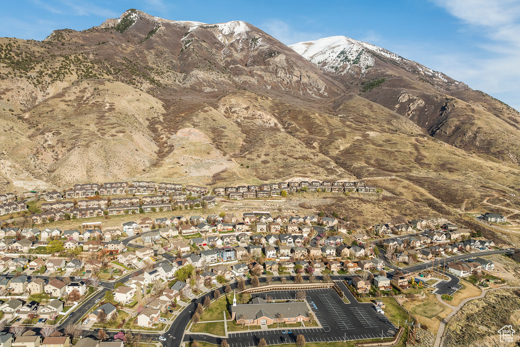 View of mountain feature featuring a residential view