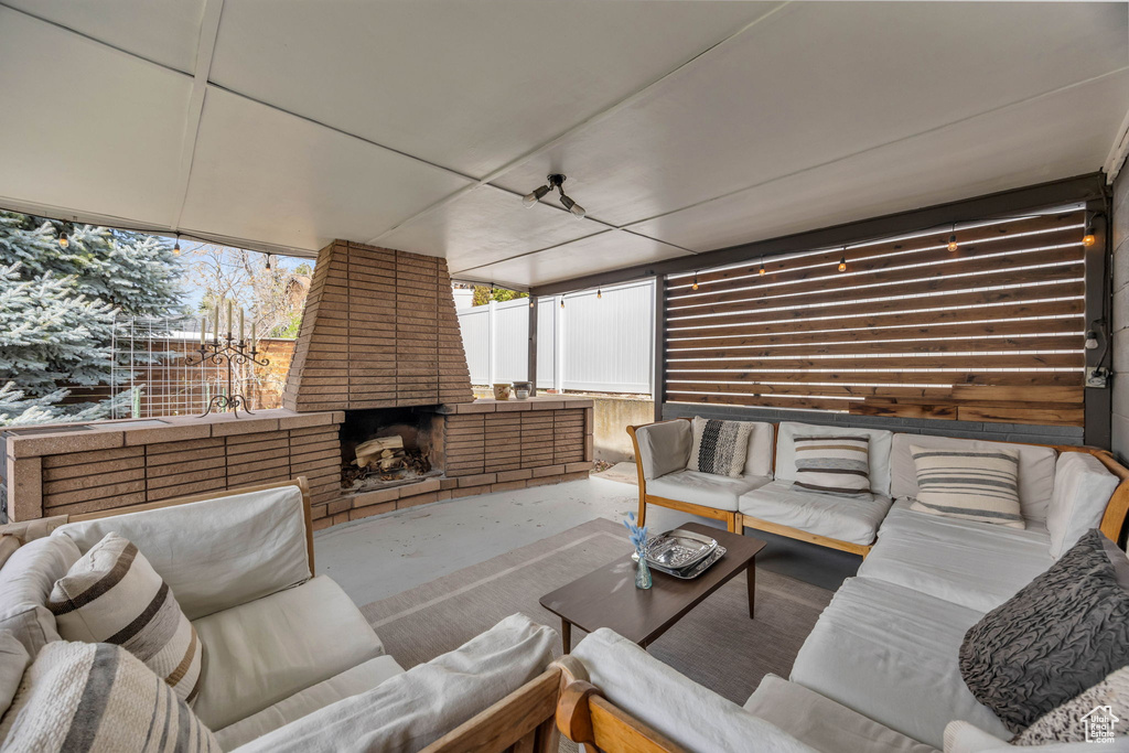 Living area with concrete floors