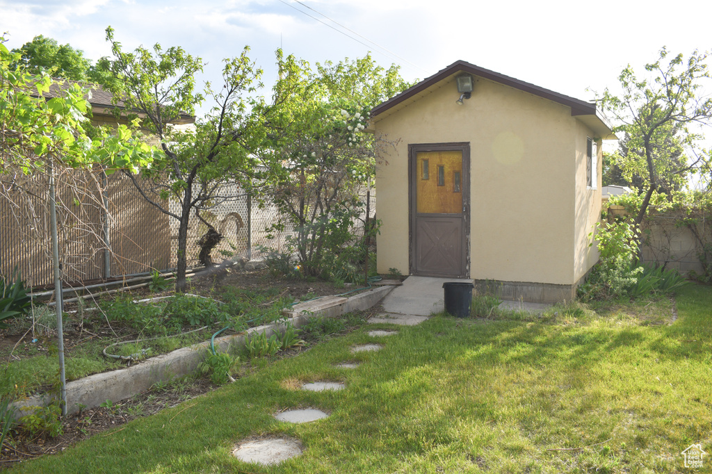 View of front of property featuring stucco siding