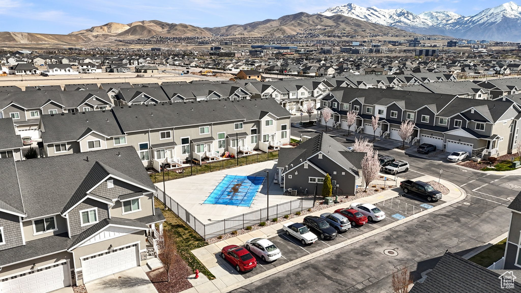 Bird\'s eye view featuring a residential view and a mountain view