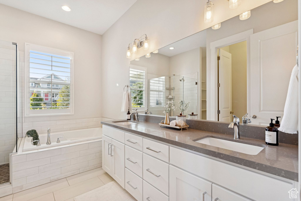 Photo 16 for MLS #2076664 at 10713 S Lake Terrace Ave